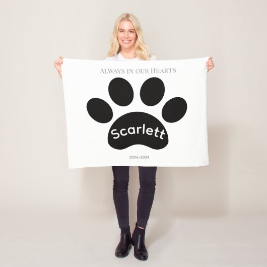 Timeless Black & White Paw Print Tribute フリースブランケット (インサイチュ)