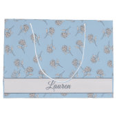  Timeless Botanical Bloom Soft Blue Monogram  ラージペーパーバッグ (裏面)