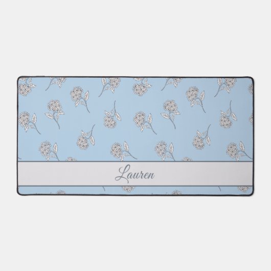 Timeless Botanical Bloom Soft Blue  Monogram  Desk デスクマット (正面)