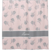 Timeless Botanical Bloom Soft Pink Monogram  シャワーカーテン (正面)
