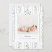 Timeless Floral Bow Photo Birth Announcement 案内状 (正面)