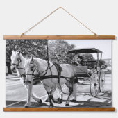 Timeless Journey 吊り下げ型タペストリー (正面)