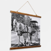 Timeless Journey 吊り下げ型タペストリー (傾斜あり)