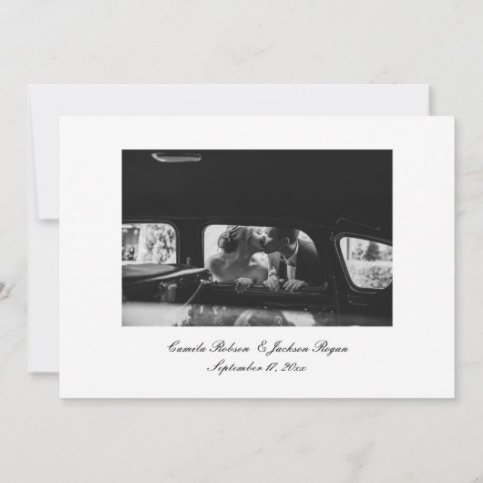 Timeless Old Money Black and White Wedding Invitat 招待状 (裏面)