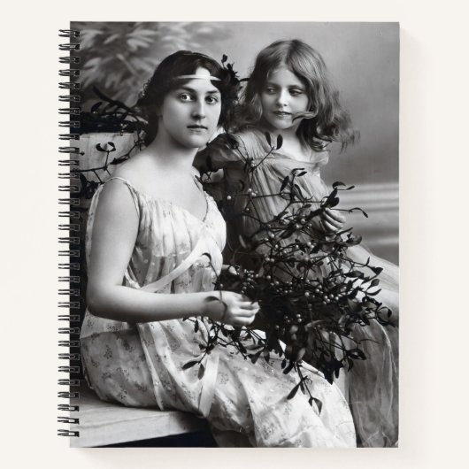 Timeless Portrait of Mother and Daughter  ノートブック (正面)