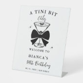 Tiniの少し古いMartini誕生日ウェルカムサイン 台座サイン (正面)