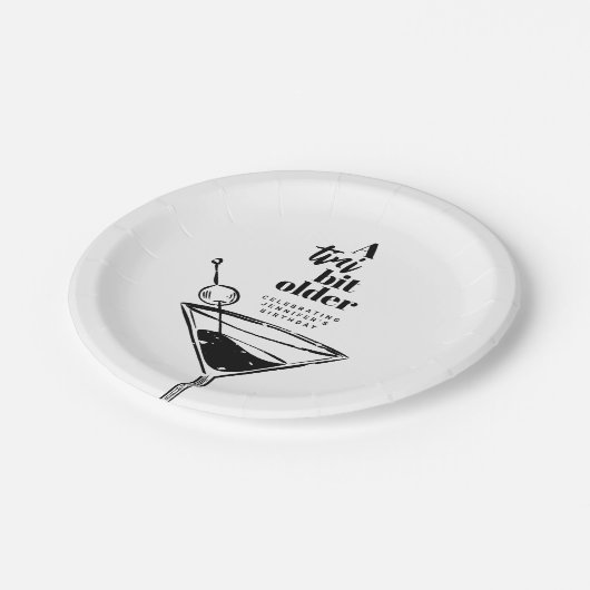 Tiniの少し年上のMartiniの誕生日パーティー ペーパープレート (アングル)