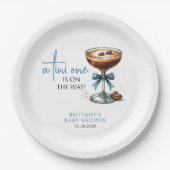 Tiniは男の子の赤ん坊のシャワーを途中にある ペーパープレート (正面)