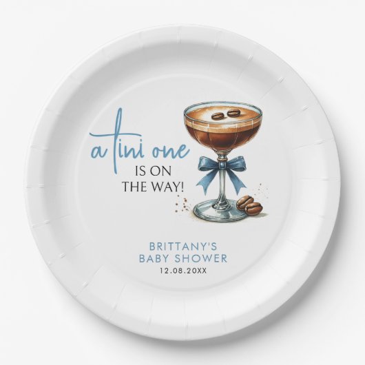 Tiniは男の子の赤ん坊のシャワーを途中にある ペーパープレート (正面)