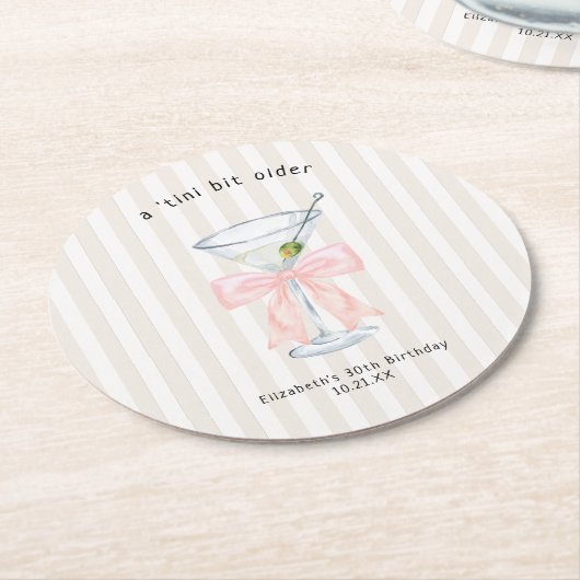 Tiniビットより古い | Martiniをテーマにした誕生日 ラウンドペーパーコースター (アングル)