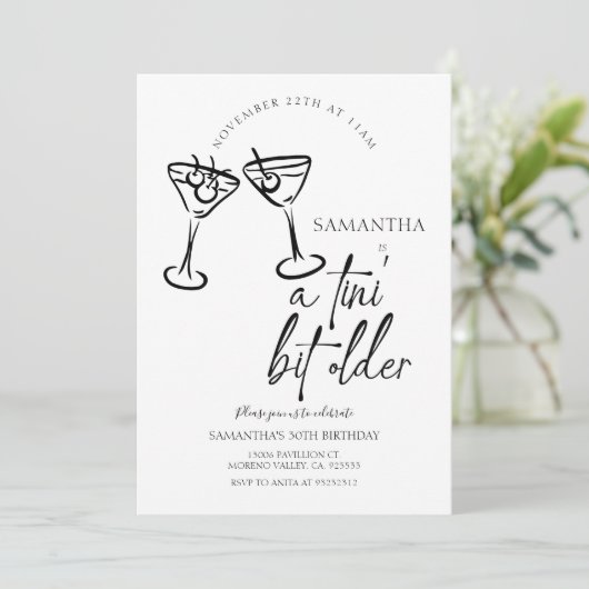 Tiniビット古い手を描いたMartini大人誕生日 招待状 (スタンド正面)
