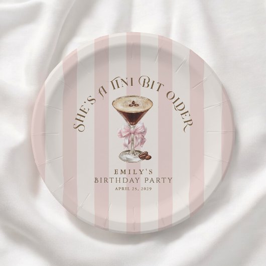 Tiniビット年上エスプレッソMartini誕生日パーティー ペーパープレート