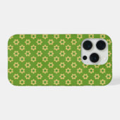 Tiny daisies ,happy face, mid green Phone Case iPhoneケース (裏面横)