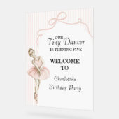 Tiny Dancer バレリーナ ピンクの女の子の誕生日 アクリルサイン (傾斜)