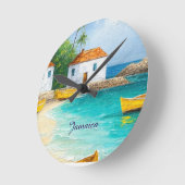 Tiny jamaican houses and skiffs ラウンド壁時計 (傾斜)