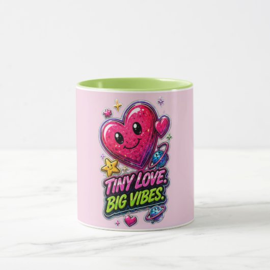 Tiny Love Big Vibes マグカップ 💖✨ (中央)