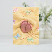 Tiny Toes Satin Bows ベビーシャワー招待状 招待状 (スタンド正面)