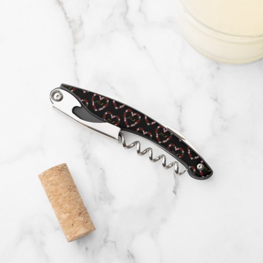 Tire-bouchon noir avec un cœur rose et rouge ソムリエナイフ (正面)