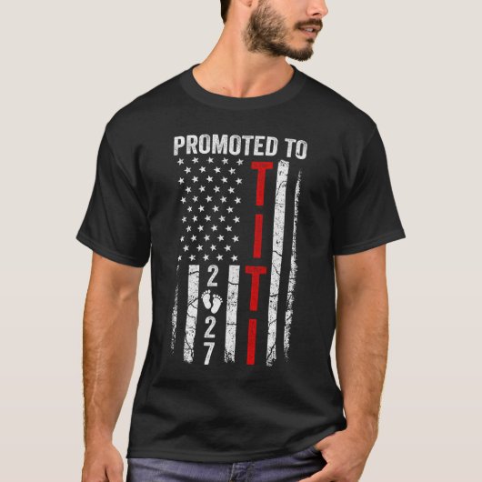 Titiに昇格おめでとう 2027 初めてのTiti Tシャツ (正面)