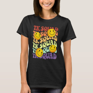 Tkスクワッドレトロスマイル顔新学期種類 Tシャツ