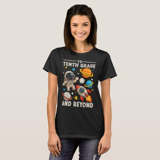 To Sophomore And Beyond Astronaut Funny Back To Sc Tシャツ (正面フル)