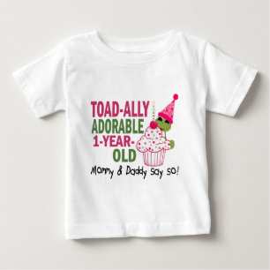 Toadallyの愛らしい1年の古い ベビーTシャツ