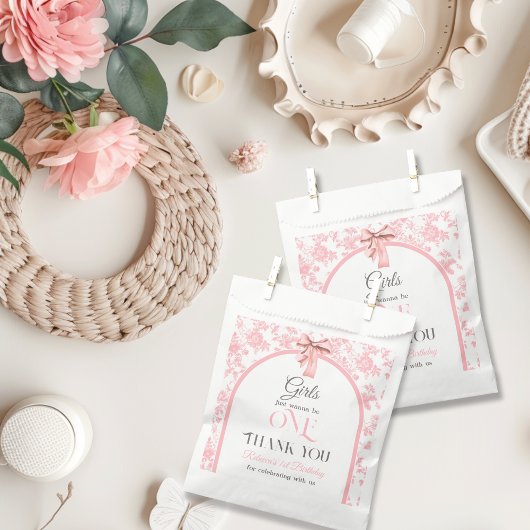 Toile de Jouy Pink Bow First 1st Birthday Decor フェイバーバッグ