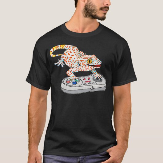Tokay geckoのビデ遊オゲーム爬虫類Gekko geck Tシャツ (正面)