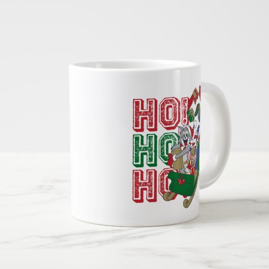 TomとJerryがそりにプレゼントを届ける ジャンボコーヒーマグカップ (正面右)