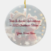 🎄Tom & Luna’s Adventures – 2025 クリスマスエディション セラミックオーナメント (裏面)
