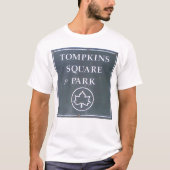 Tompkinsの正方形公園ニューヨークシティからの印 Tシャツ (正面)