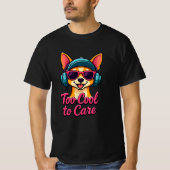 Too クール to気に -レトロ漫画の犬のTシャツ Tシャツ (正面)