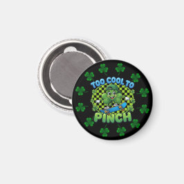 Too Cool to Pinch Skateboard Shamrock St. Patricks マグネット