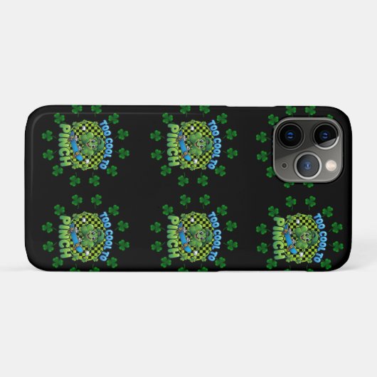 Too Cool to Pinch Skateboard Shamrock St. Patricks Case-Mate iPhoneケース (裏面(横))