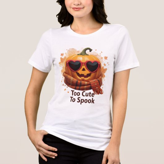 Too Cute To Spook – Cozy Pumpkin Tee トライブレンドＴシャツ (正面)
