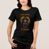 Too Cute to Spook Witch & Pumpkin Design トライブレンドTシャツ (正面)