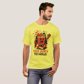 Too Juicy to Hold – Angry Plastic Cup Cartoon Tシャツ (正面フル)