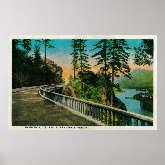 Tooth Rock on Columbia RiverまたはOR ポスター (正面)