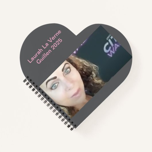 #TOPCELEBRITY #LAURAHLAVERNEGUILLEN 2025 ノートブック (正面)