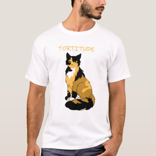 「Tortitude」タイ猫メンズベーシックTシャツ Tシャツ (正面)