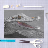 Tortugueroで微笑むワニ – コスタリカ 薄葉紙 (クラフト)