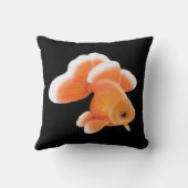 Tosakinの蝶ファンテールの金魚の枕 クッション (裏面)