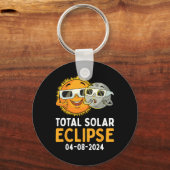 Total 太陽の Eclipse 2024メガネおもしろい太陽の月の子供 キーホルダー (正面)