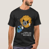 Total Solar Eclipse 2026 Greenland Photobomb Tシャツ (正面)