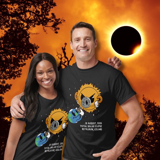 Total Solar Eclipse 2026 Iceland Photobomb Tシャツ