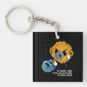 Total Solar Eclipse 2026 Spain Photobomb キーホルダー (正面)