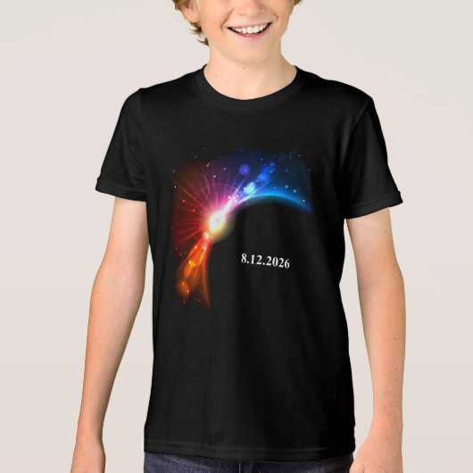 total solar eclipse August 12, 2026 black rainbow トライブレンドＴシャツ (正面)