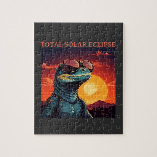 Total Solar Eclipse with cool lizard ジグソーパズル (縦)