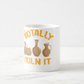 Totally Kiln It Funny Pottery コーヒーマグカップ (中央)