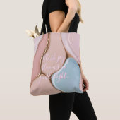 Tote bag in stylish abstract graphic トートバッグ (クローズアップ)